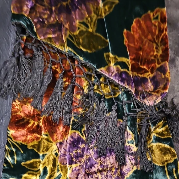 We The Free Black Just Frills Floral Velvet Fringe Jeans - Picture 6 of 13